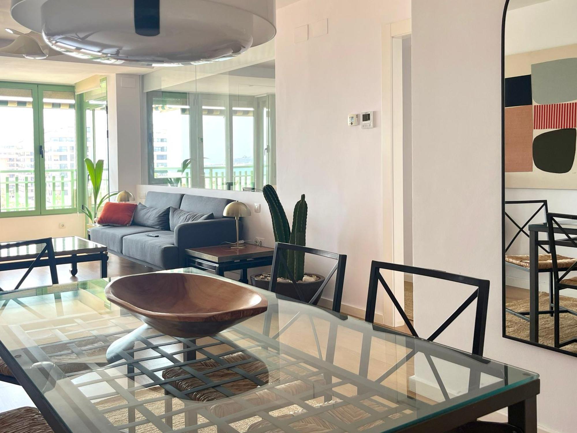Stylish Well-Connected Beachfront Flat Valencia Exterior photo